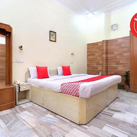 Oyo 24073 Hotel Hari Darshan Amritsar Exteriör bild