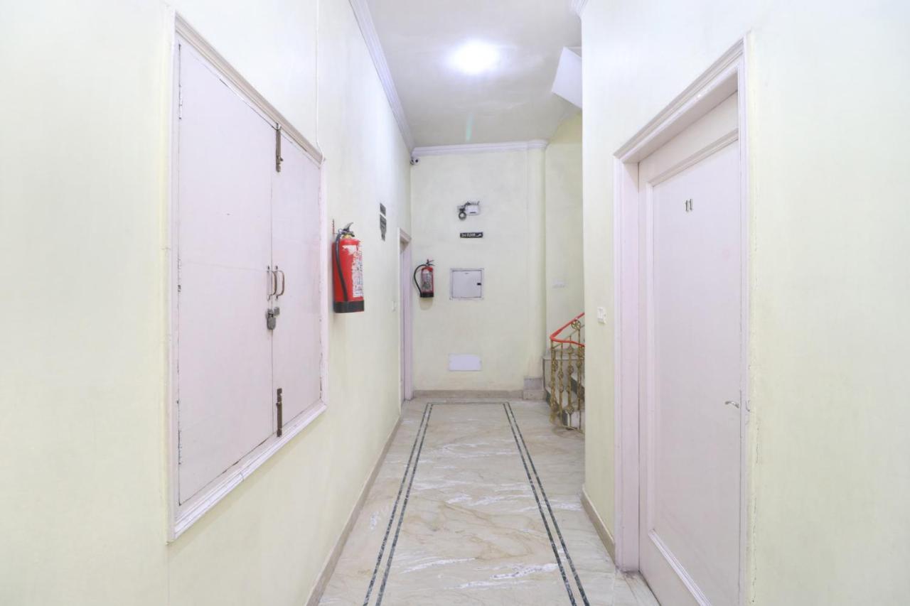 Oyo 24073 Hotel Hari Darshan Amritsar Exteriör bild