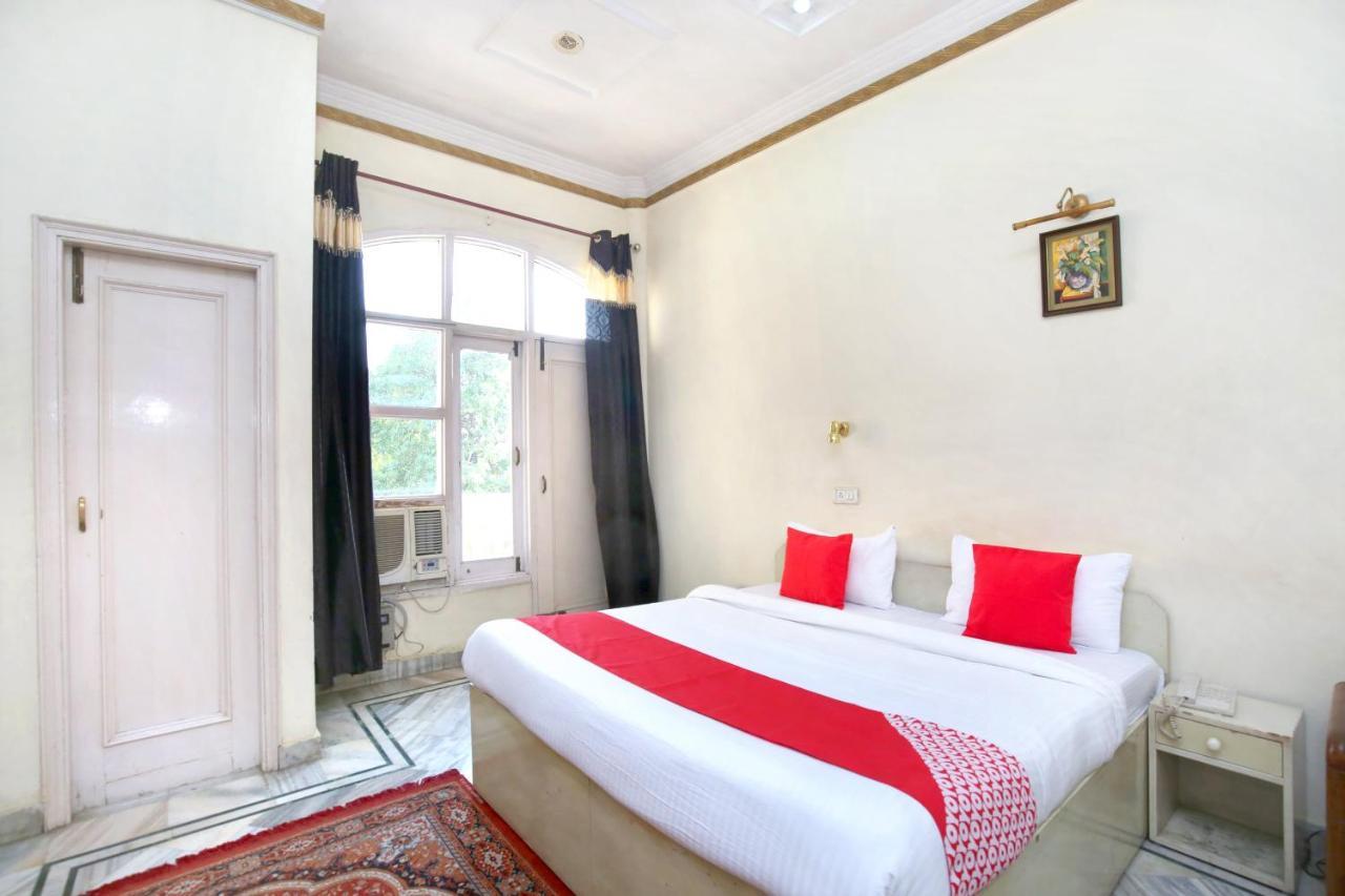 Oyo 24073 Hotel Hari Darshan Amritsar Exteriör bild