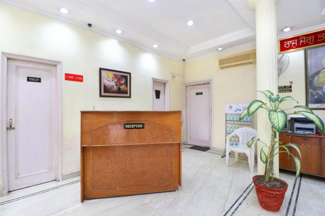 Oyo 24073 Hotel Hari Darshan Amritsar Exteriör bild