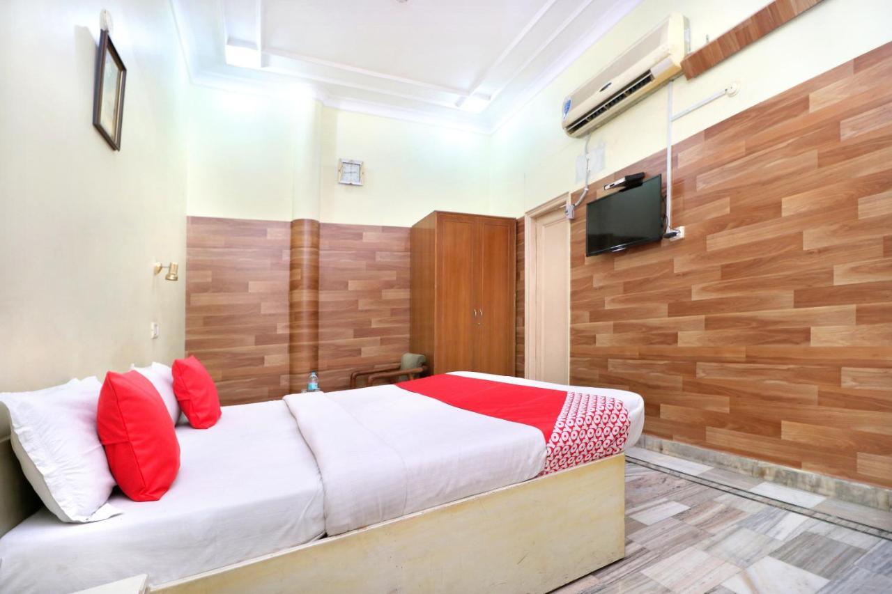 Oyo 24073 Hotel Hari Darshan Amritsar Exteriör bild