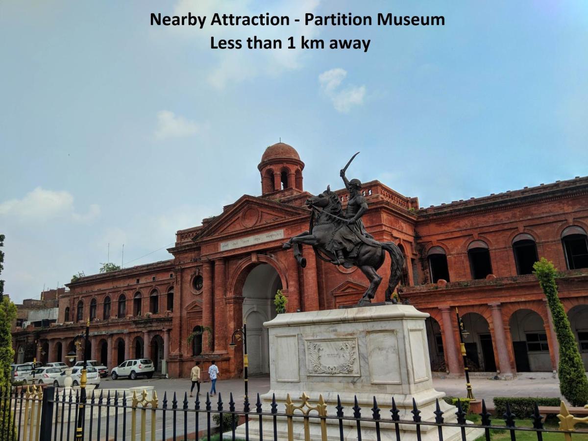 Oyo 24073 Hotel Hari Darshan Amritsar Exteriör bild